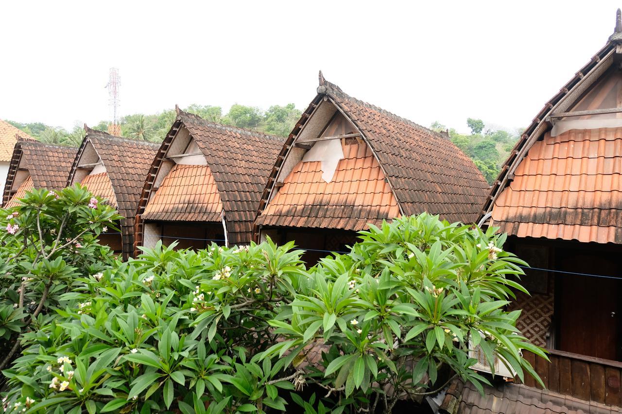 Kerti Beach Bungalow And Restaurant Padangbai  Exteriér fotografie